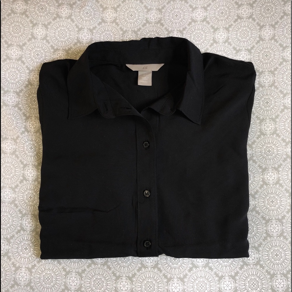 Black H&M Button Down Shirt - Size 4